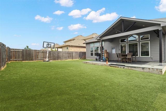 241 Oleander LOOP, Buda, TX 78610