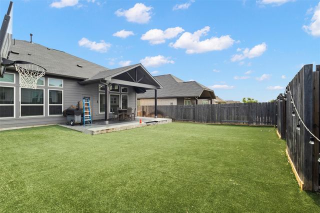 241 Oleander LOOP, Buda, TX 78610