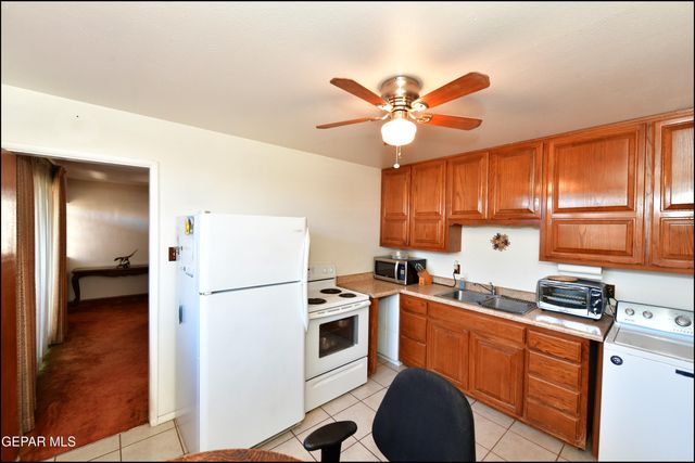 705 HUCKLEBERRY Street, El Paso, TX 79903