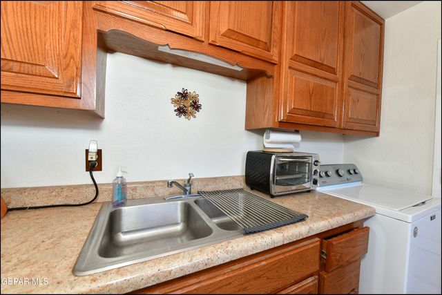 705 HUCKLEBERRY Street, El Paso, TX 79903