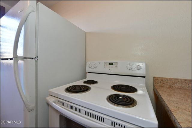 705 HUCKLEBERRY Street, El Paso, TX 79903