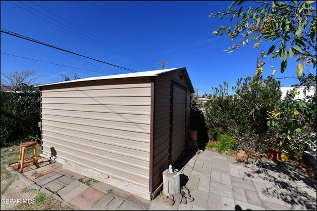 705 HUCKLEBERRY Street, El Paso, TX 79903