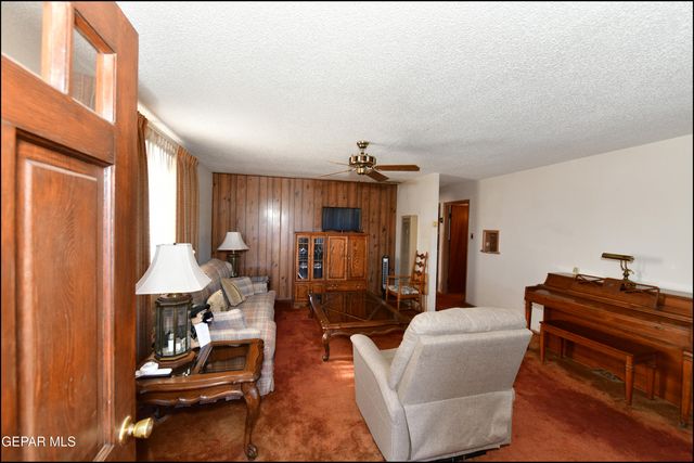 705 HUCKLEBERRY Street, El Paso, TX 79903