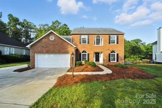 1840 Thornblade Ridge Drive, Matthews, NC 28105