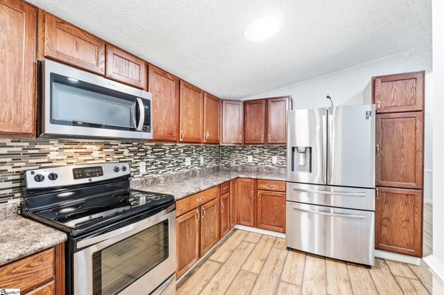 128 Kentmont Lane, Greer, SC 29651