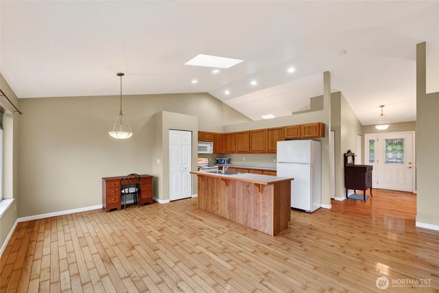 13204 Emerald Drive NW, Gig Harbor, WA 98329