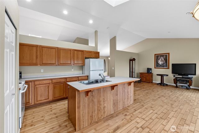 13204 Emerald Drive NW, Gig Harbor, WA 98329