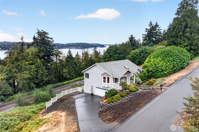 13204 Emerald Drive NW, Gig Harbor, WA 98329
