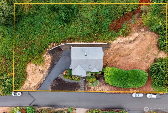 13204 Emerald Drive NW, Gig Harbor, WA 98329