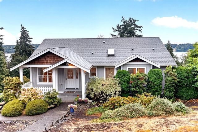 13204 Emerald Drive NW, Gig Harbor, WA 98329