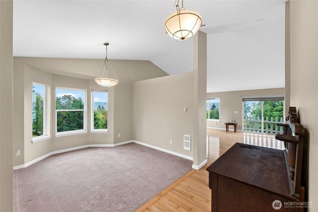 13204 Emerald Drive NW, Gig Harbor, WA 98329