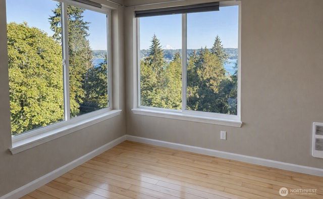 13204 Emerald Drive NW, Gig Harbor, WA 98329