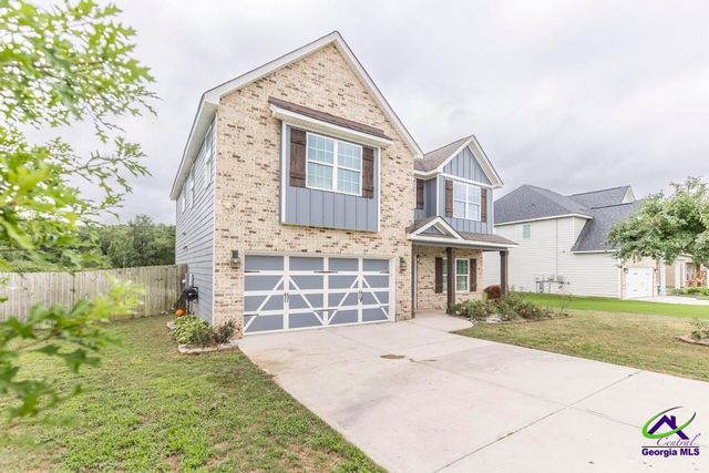 203 Amberley Court, Kathleen, GA 31047