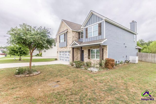 203 Amberley Court, Kathleen, GA 31047