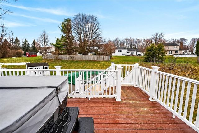 3249 Green Tree Drive, Macedon, NY 14568