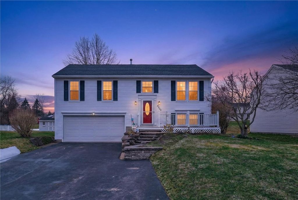 3249 Green Tree Drive, Macedon, NY 14568