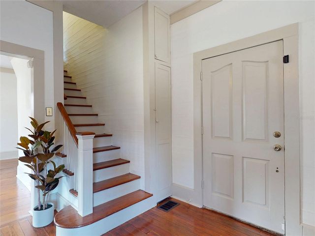 311 W 10TH STREET, Sanford, FL 32771