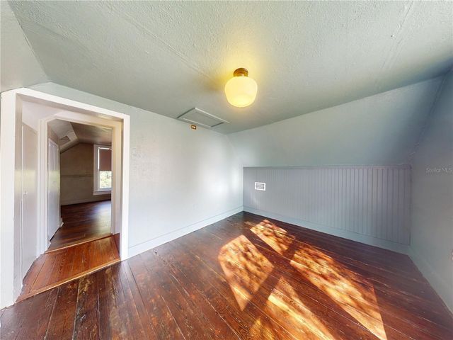 311 W 10TH STREET, Sanford, FL 32771