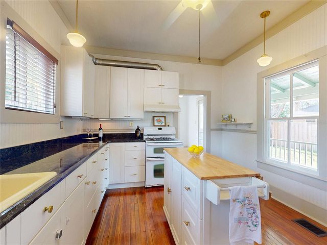 311 W 10TH STREET, Sanford, FL 32771