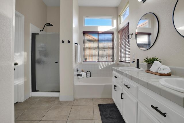 2500 Novi Dr, Riverbank, CA 95367