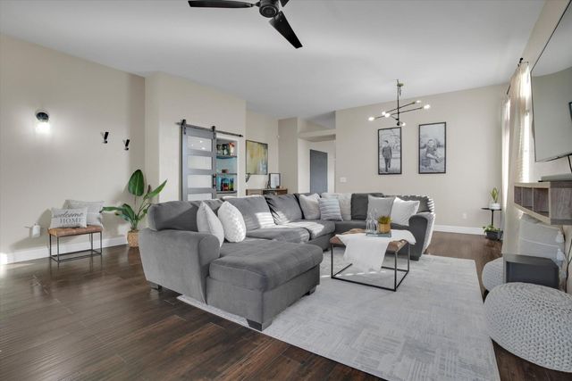 2500 Novi Dr, Riverbank, CA 95367