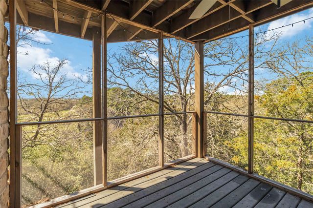 128 Kaupo DR, Bastrop, TX 78602