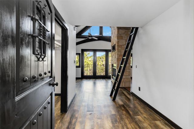 128 Kaupo DR, Bastrop, TX 78602