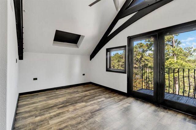 128 Kaupo DR, Bastrop, TX 78602