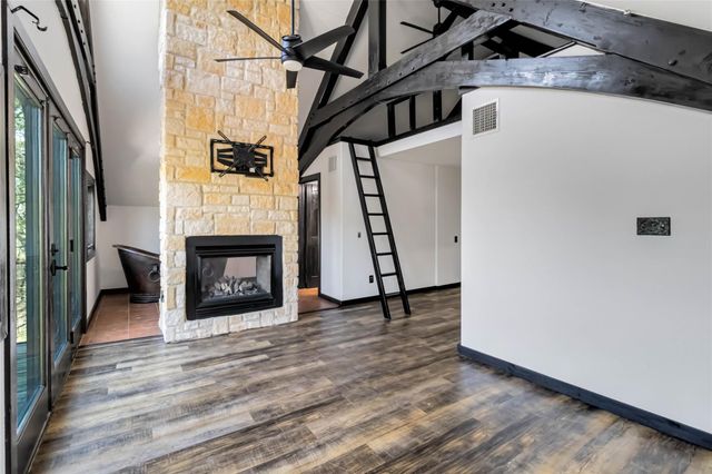 128 Kaupo DR, Bastrop, TX 78602