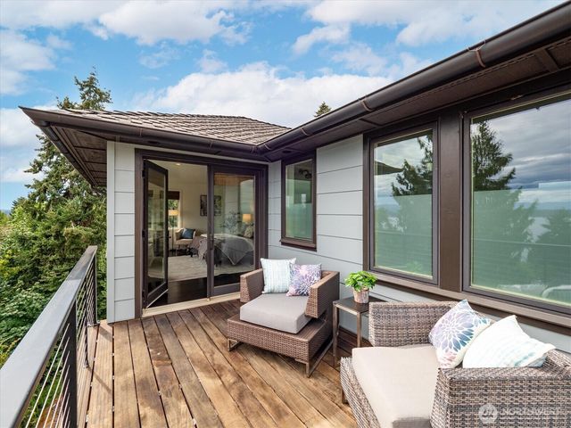1110 36th Avenue, Seattle, WA 98122