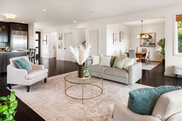 1110 36th Avenue, Seattle, WA 98122