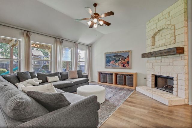 904 Oldwick Castle WAY, Pflugerville, TX 78660