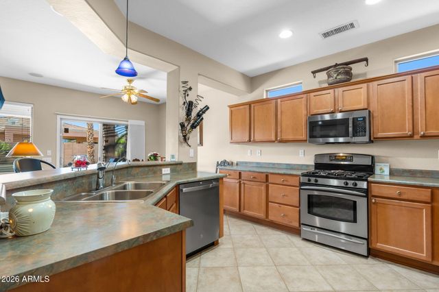 16309 W KEARNEY Lane, Surprise, AZ 85387