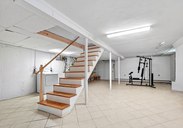 19 Sutcliffe Park, Newton, MA 02461