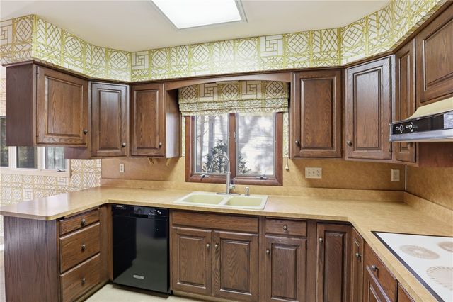 120 Oak Lane, Brighton, NY 14610