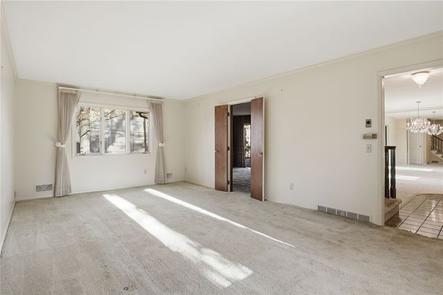 120 Oak Lane, Brighton, NY 14610