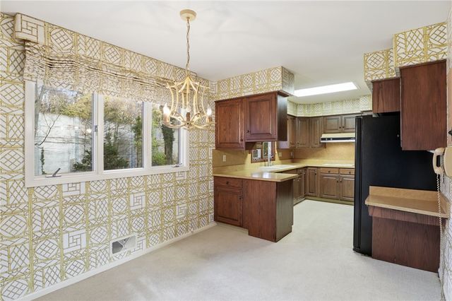 120 Oak Lane, Brighton, NY 14610