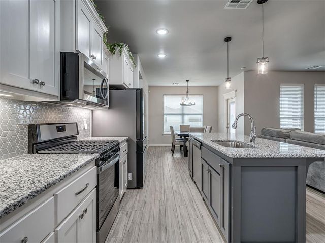 4424 Idylbreeze Drive, Oklahoma City, OK 73179