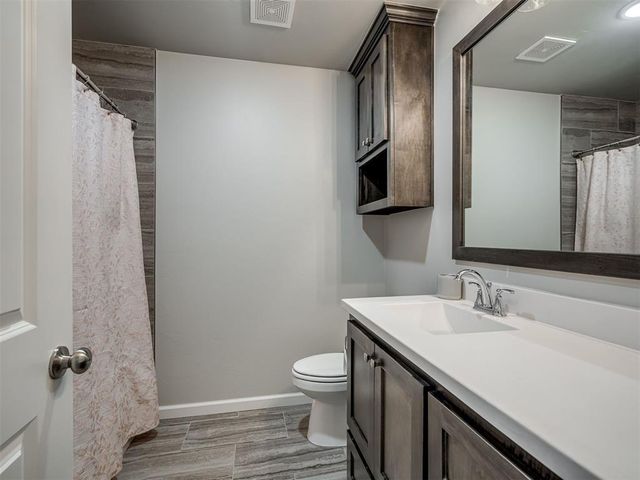 4424 Idylbreeze Drive, Oklahoma City, OK 73179