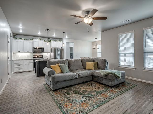 4424 Idylbreeze Drive, Oklahoma City, OK 73179