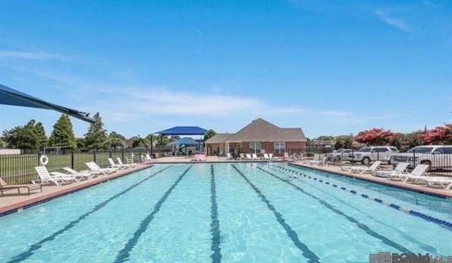 2140 Springtide Dr, Baton Rouge, LA 70810