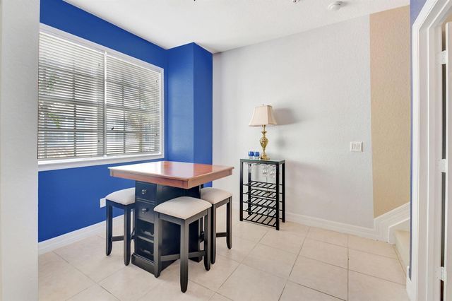 117 Harbors Way, Boynton Beach, FL 33435