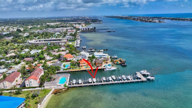 117 Harbors Way, Boynton Beach, FL 33435