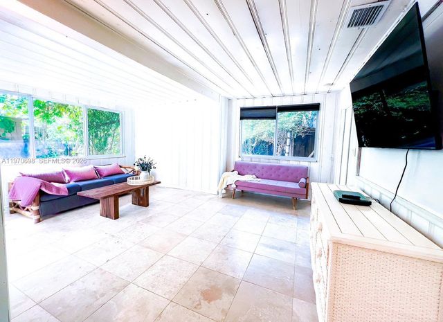 1130 NE 23rd Pl 0, Pompano Beach, FL 33064