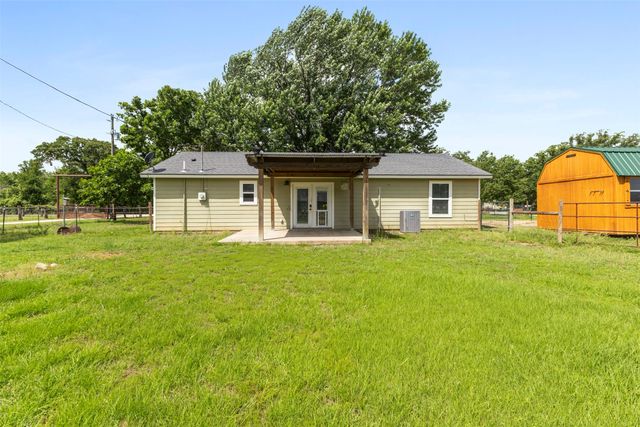 5729 County Road 402, Grandview, TX 76050