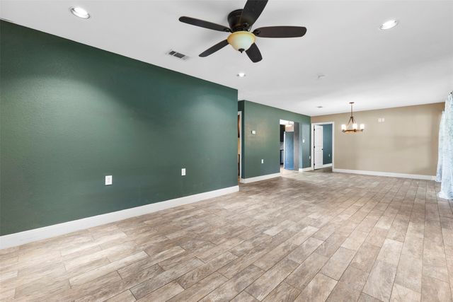 5729 County Road 402, Grandview, TX 76050