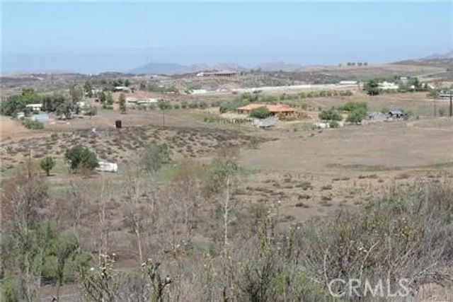 42600 San Ignacio, Hemet, CA 92544