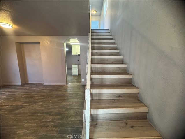 2200 E 105th, Los Angeles, CA 90007