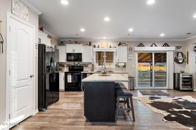 26243 N VINEYARD Lane, Paulden, AZ 86334