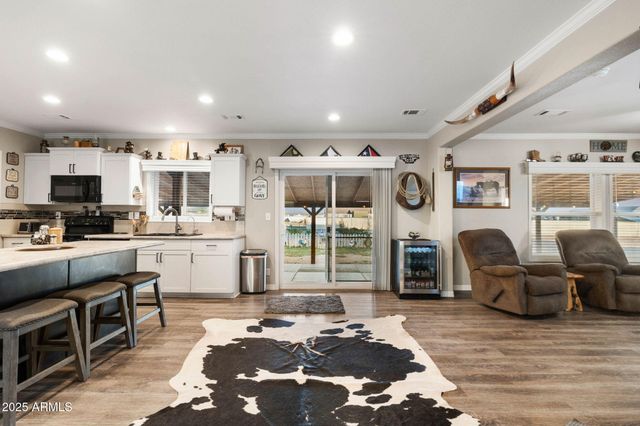 26243 N VINEYARD Lane, Paulden, AZ 86334